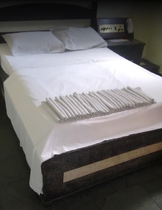 Classic Hotel Perus Zewnętrze zdjęcie